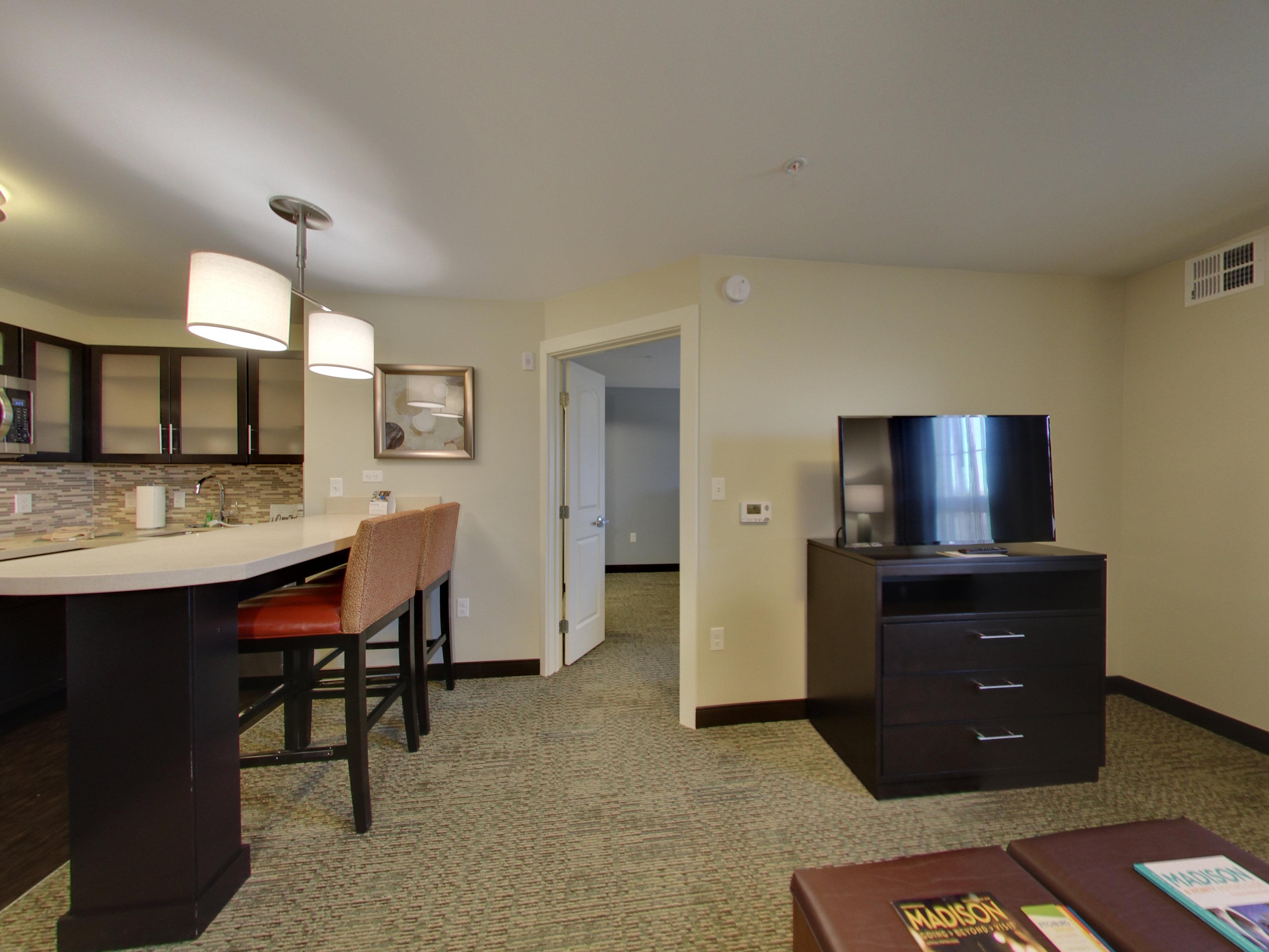 Staybridge Suites - Madison - Fitchburg Bagian luar foto